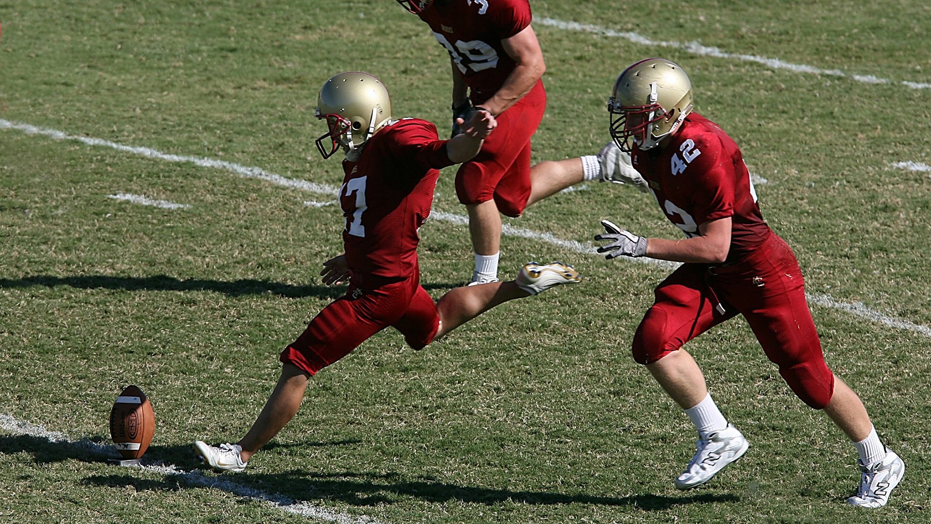 乐鱼官方网站-五大联赛是否调整边锋传球角度扩大禁区渗透范围，五大联赛威胁传球榜